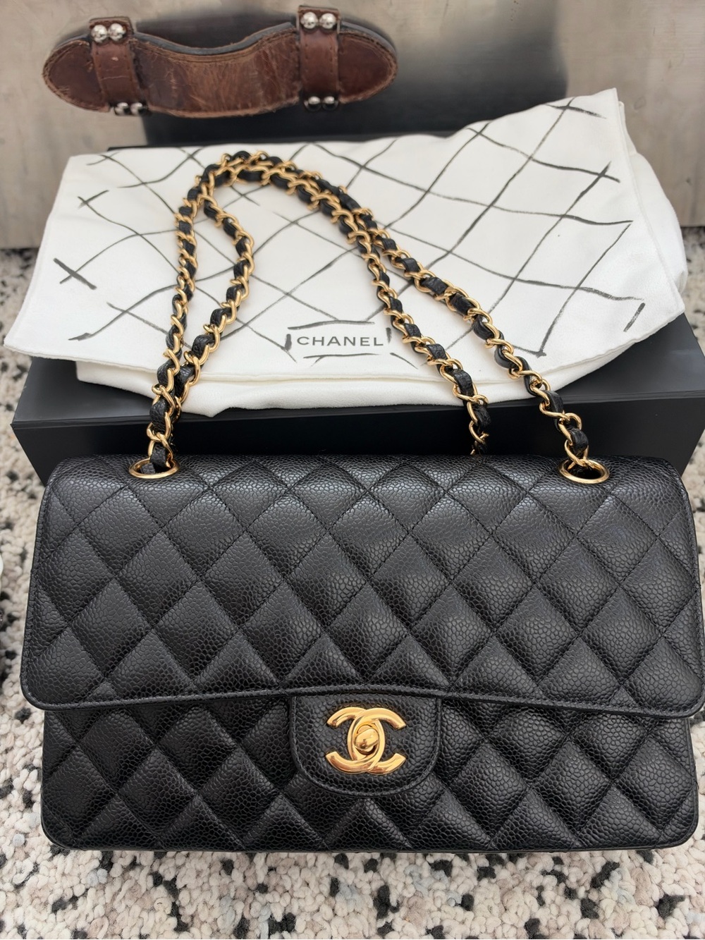CHANEL Classic Medium double flap bag -gold